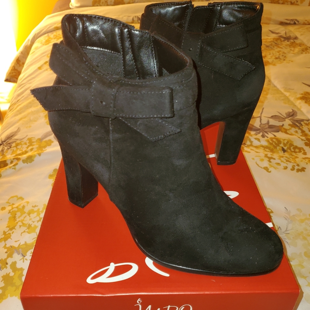 Black Ankle Suede Boots